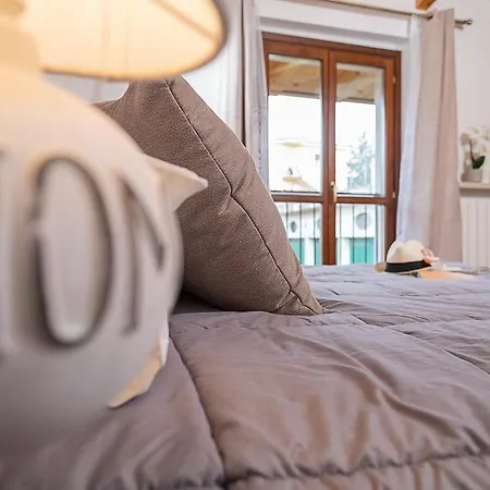 公寓 L'archetto And Gruber - Regarda Travel *